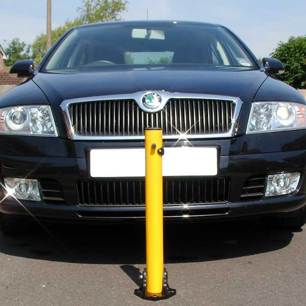 ASEC Yellow Fold Down 620mm High Parking Post