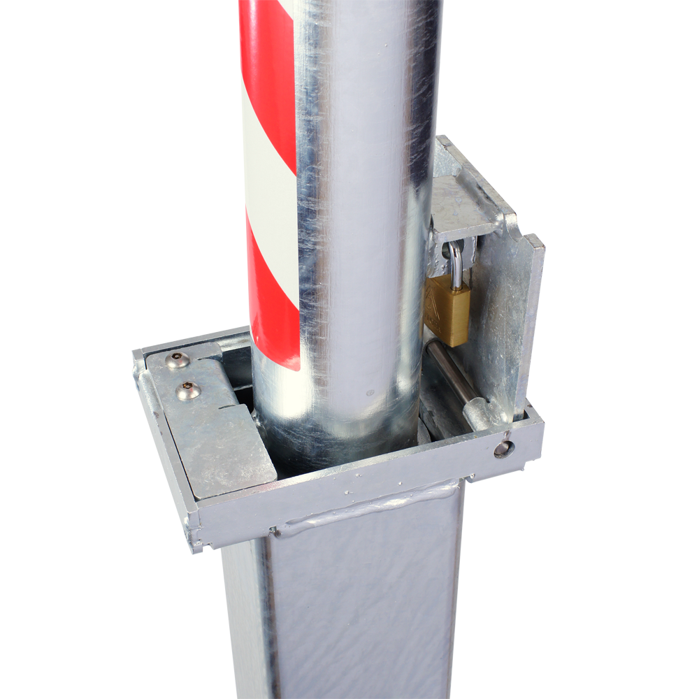 AUTOPA Retractapost Padlocked Retractable Parking Post